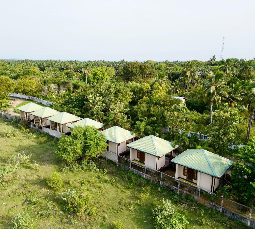 Sunrise Cabanas Baía de Arugam Exterior foto